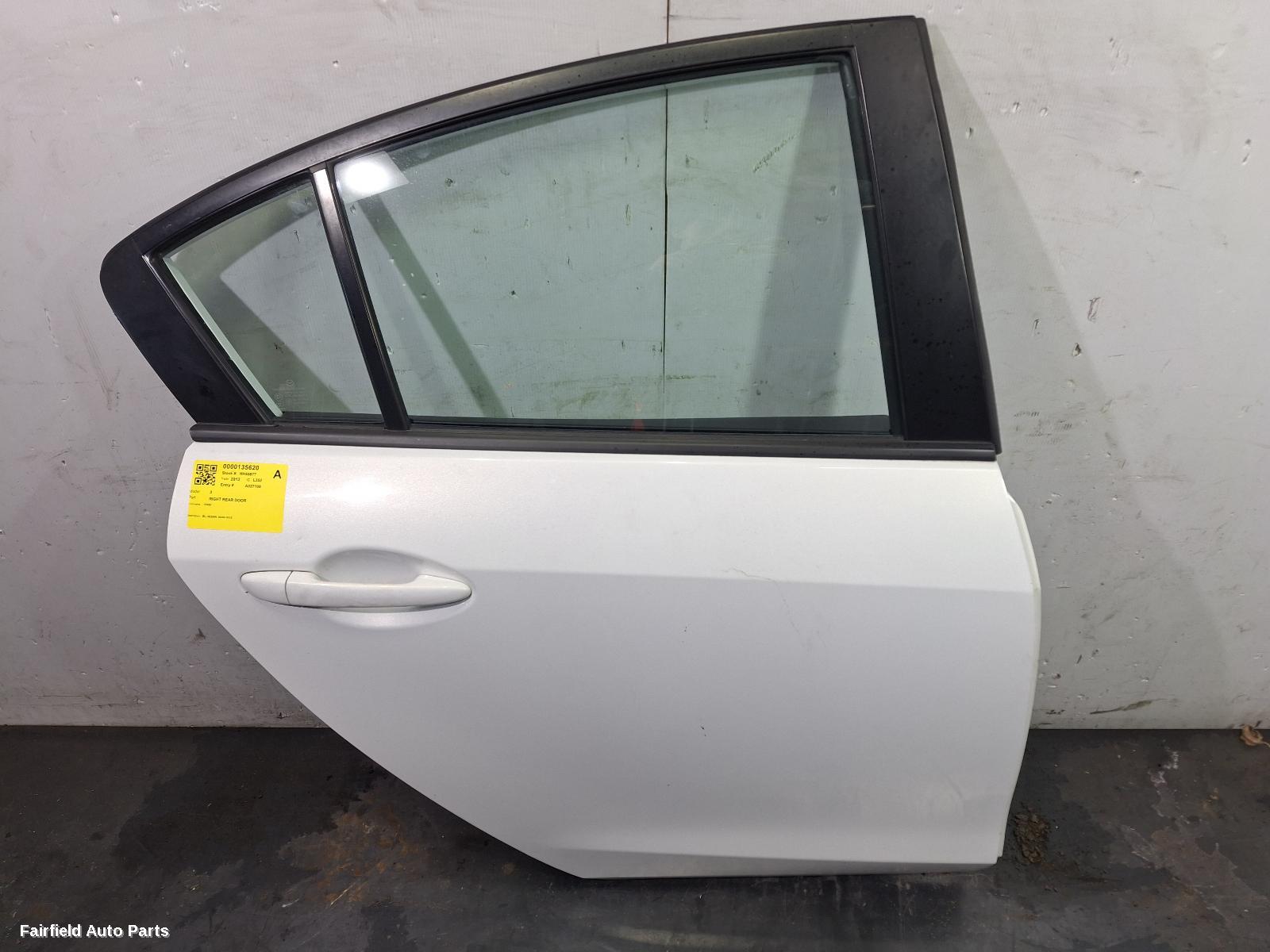 2009-2013 Mazda 3 Right Rear Door Sliding
