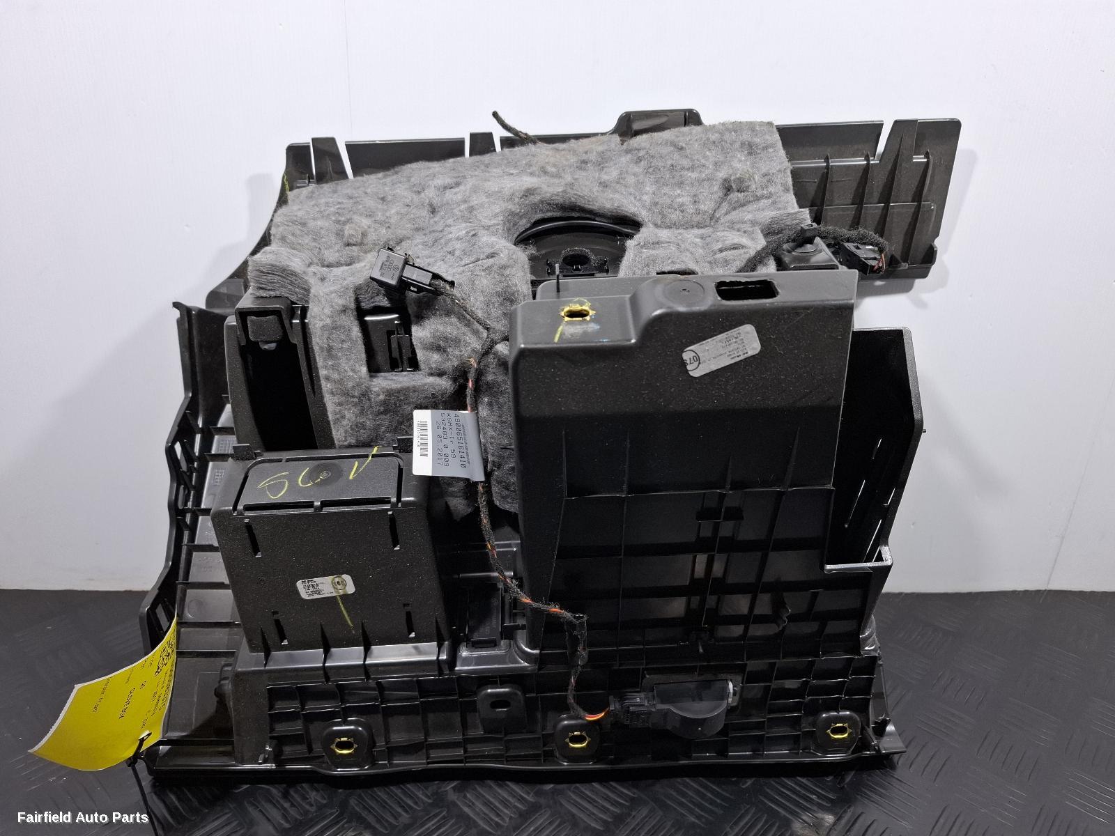 2017-2025 Audi Q5 Glove Box