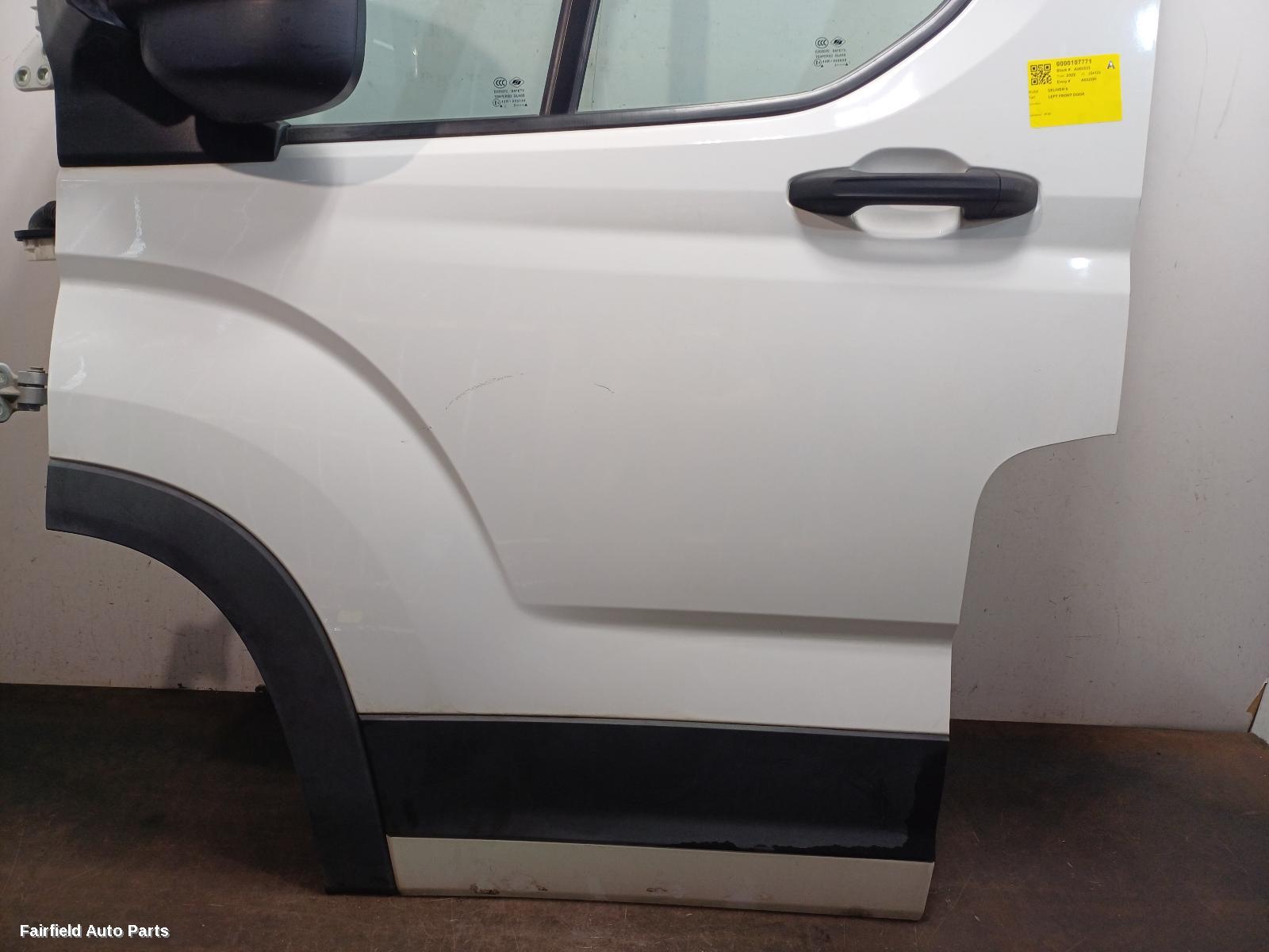 2020-2026 Ldv Deliver 9 Left Front Door