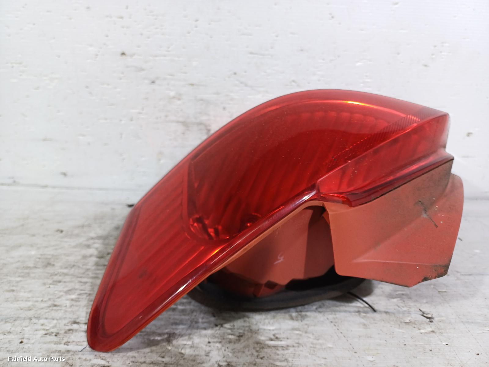 2005-2008 Toyota Yaris Right Taillight