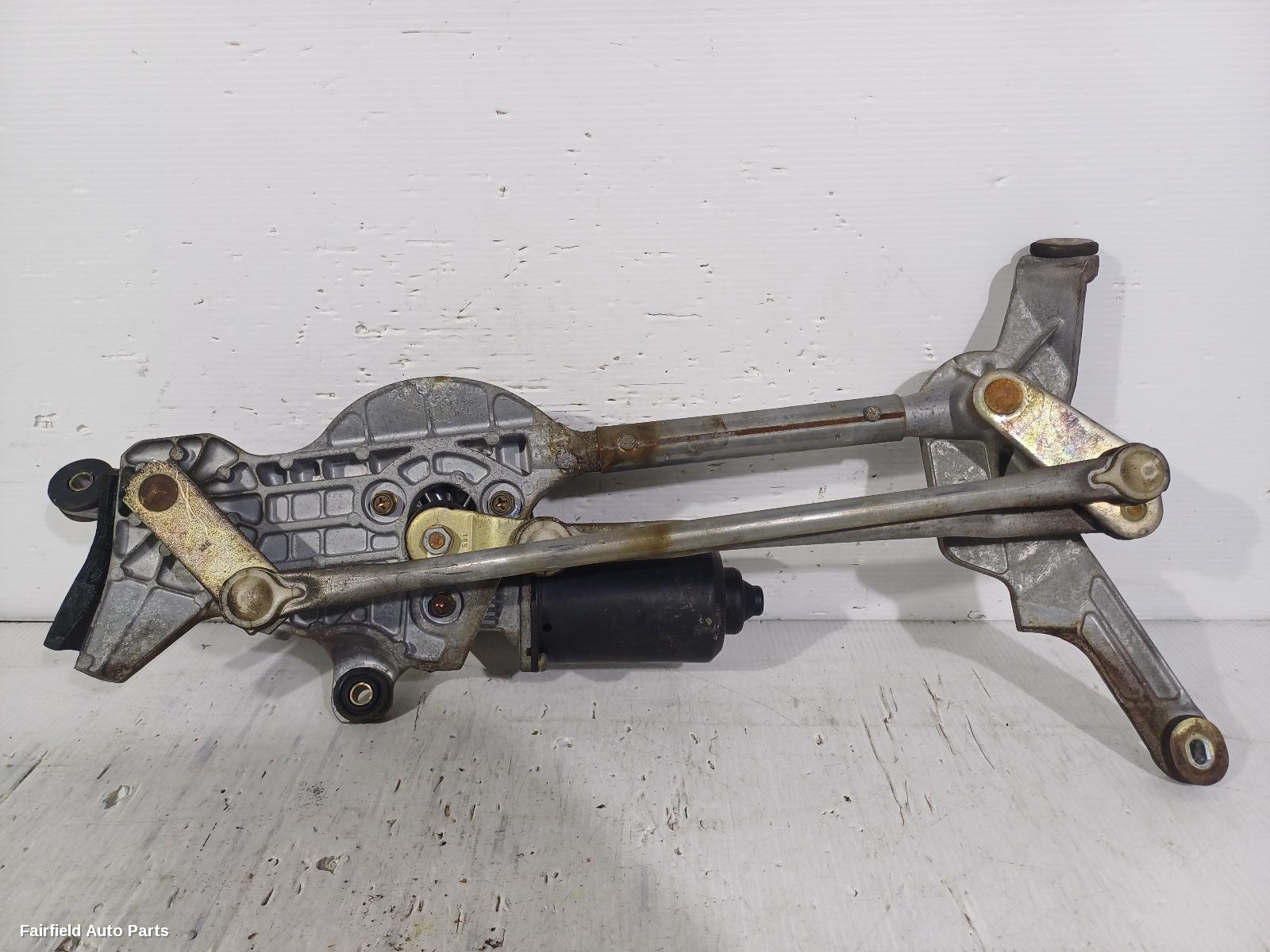 2000-2006 Toyota Estima Wiper Motor