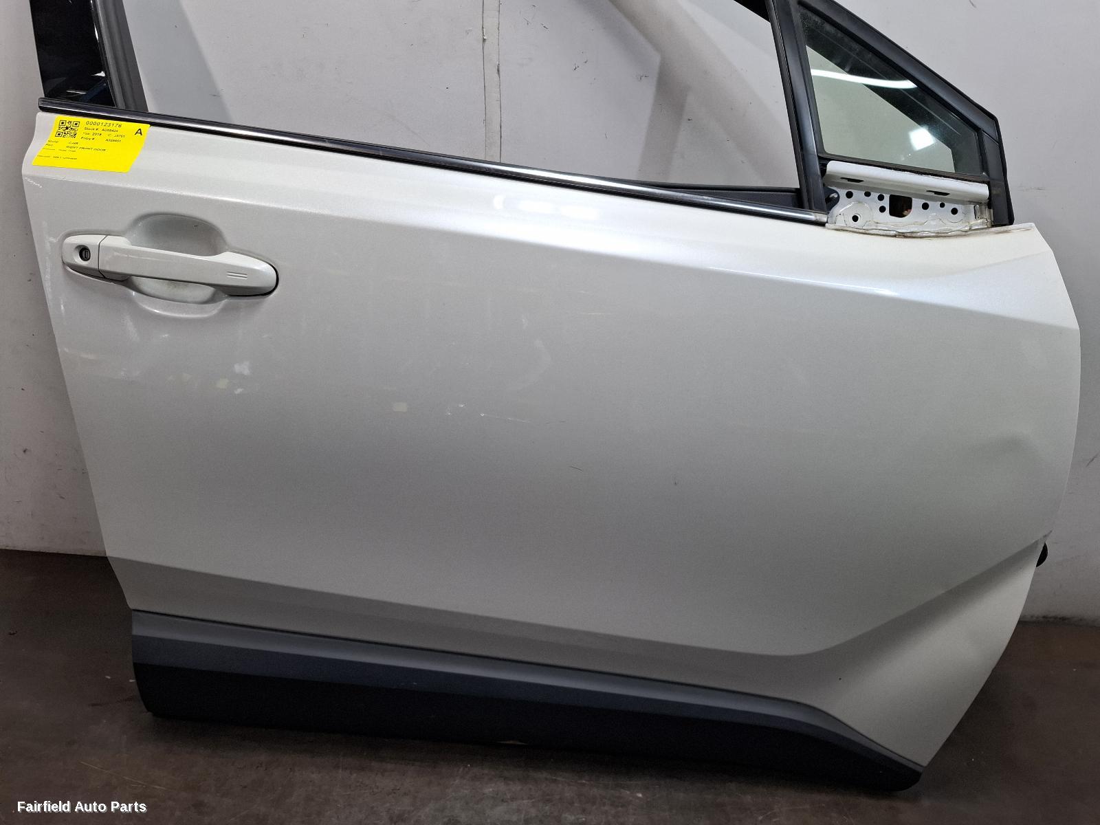 2016-2023 Toyota C-hr Right Front Door