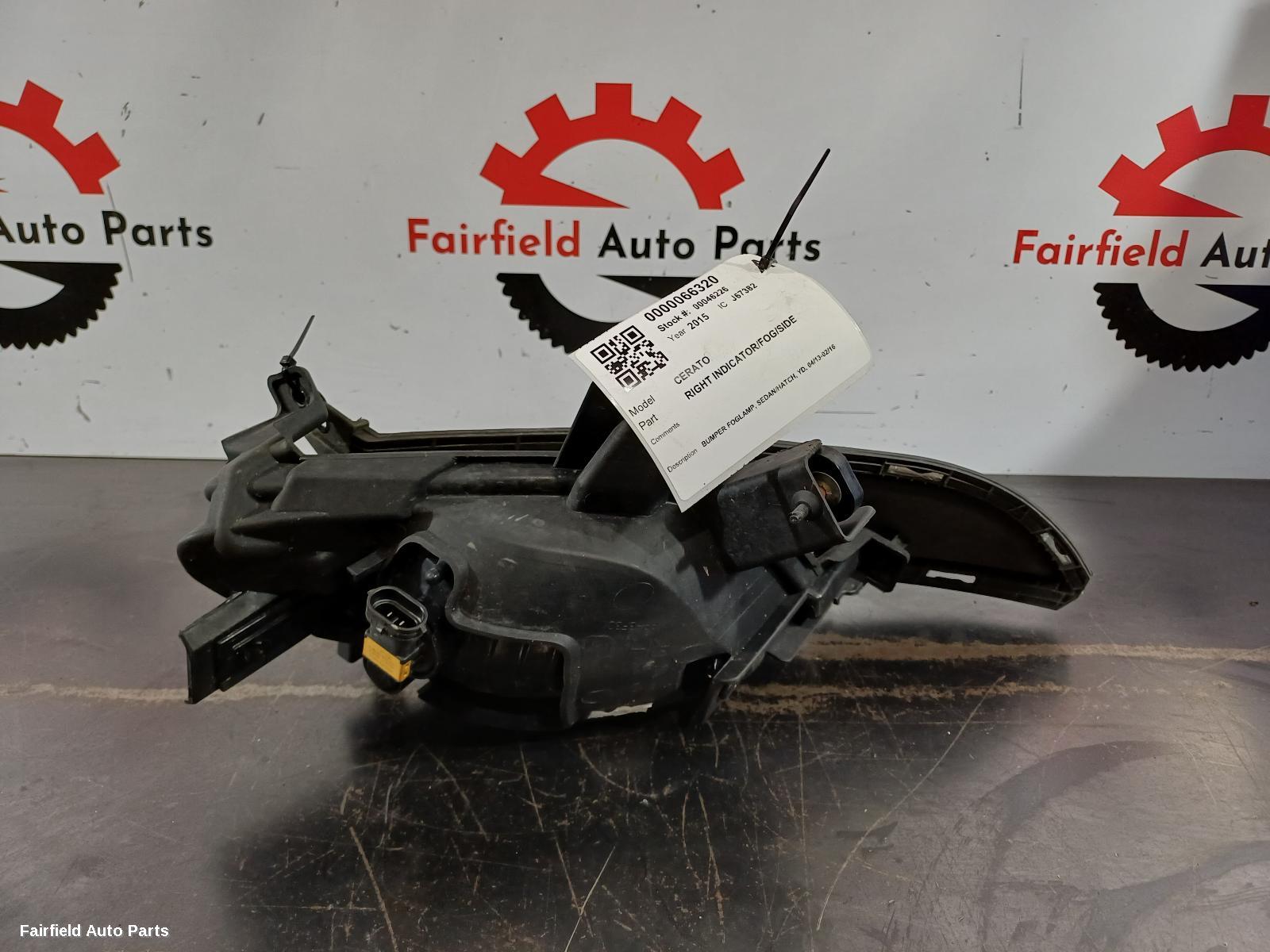 2013-2016 Kia Cerato Right Indicator Fog Side