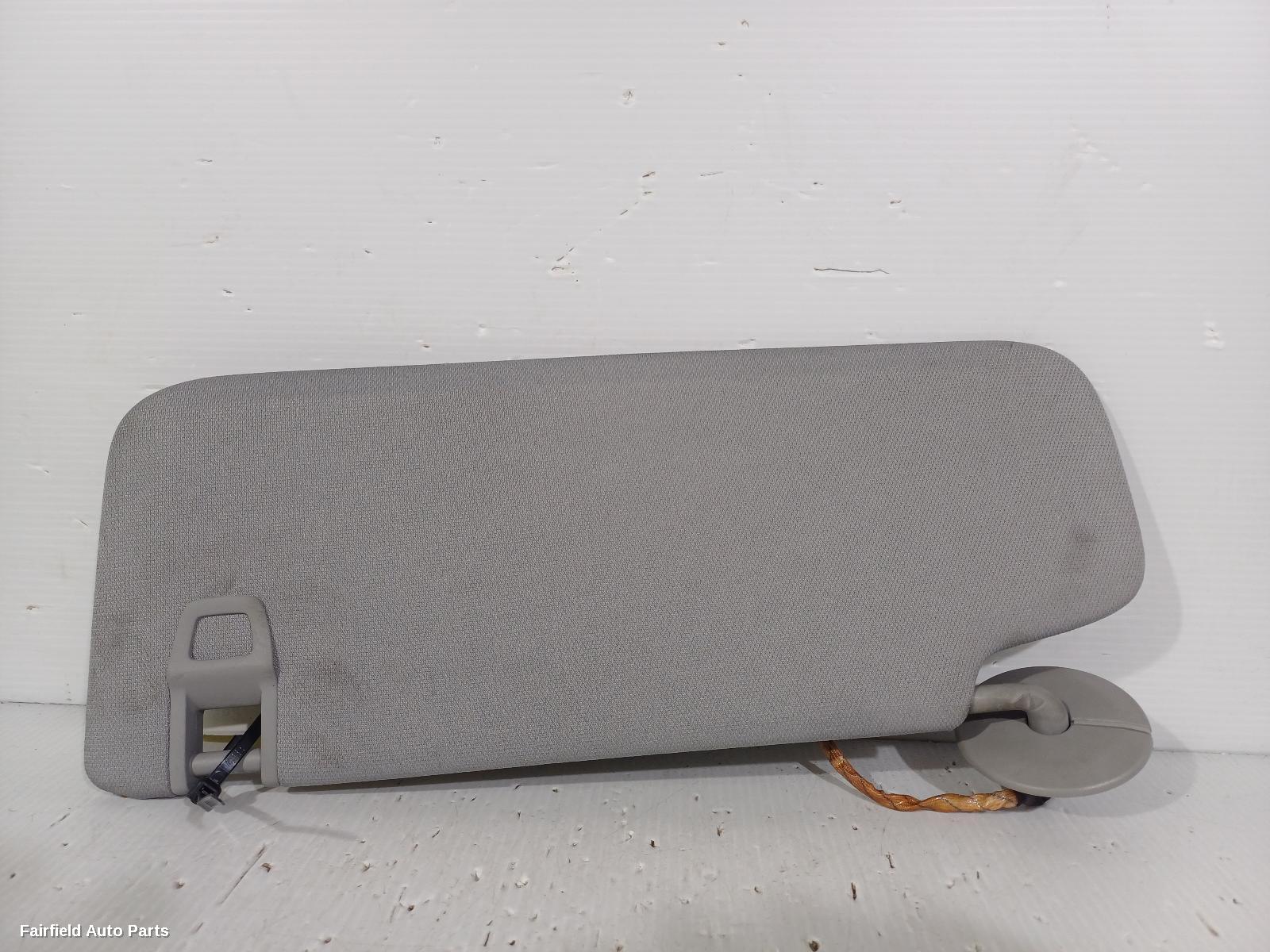 2017-2020 Holden Equinox Sunvisor