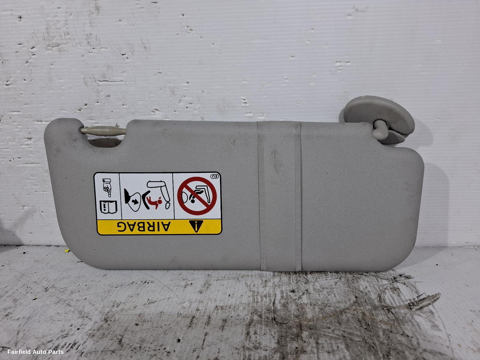 2016-2019 Toyota Corolla Sunvisor