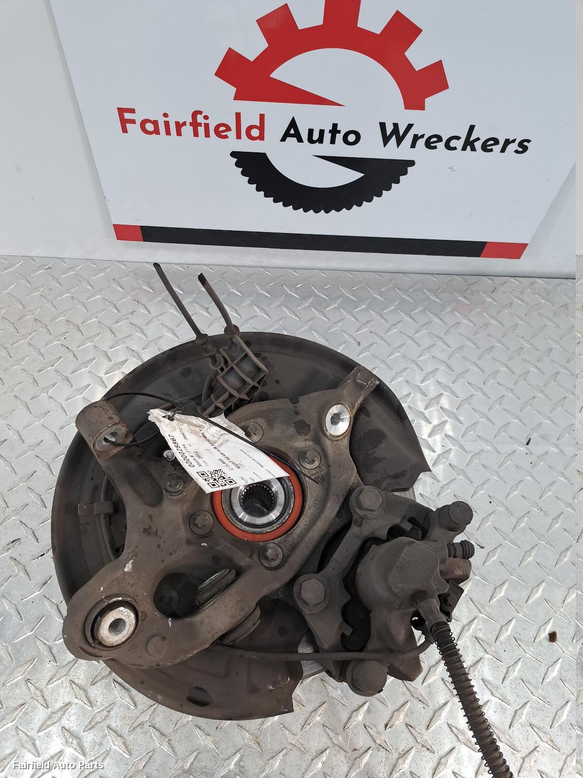 2007-2015 Mercedes C Class Right Rear Hub Assembly