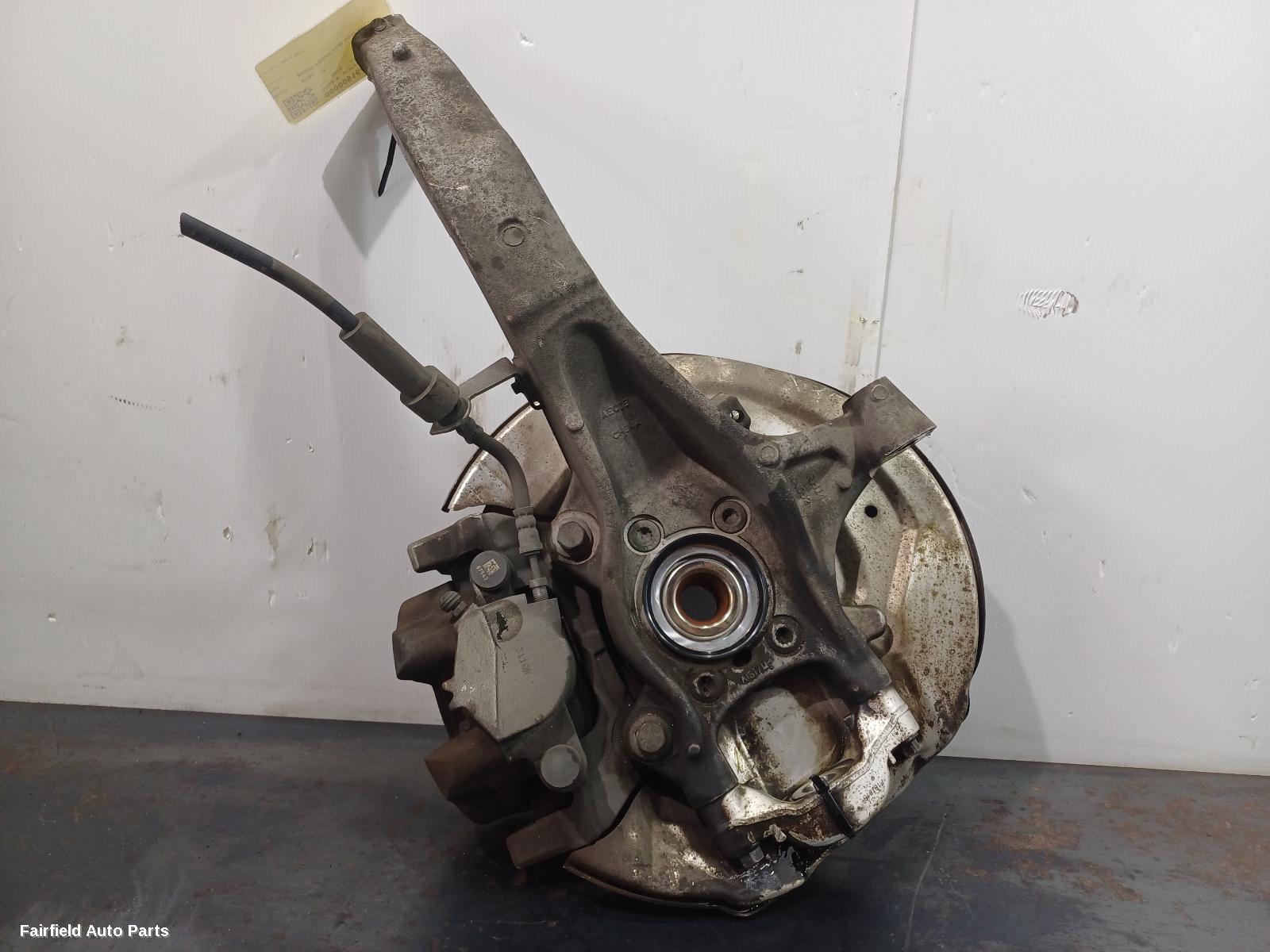 2017-2025 Volvo Xc60 Right Front Hub Assembly