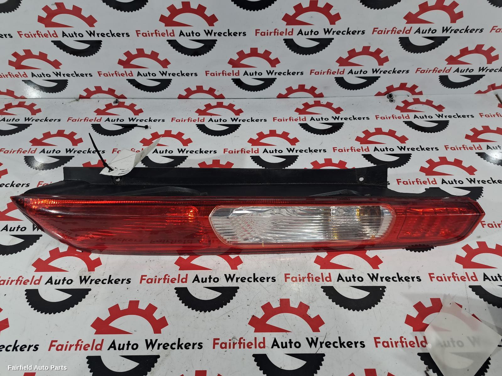 2005-2007 Ford Focus Right Taillight