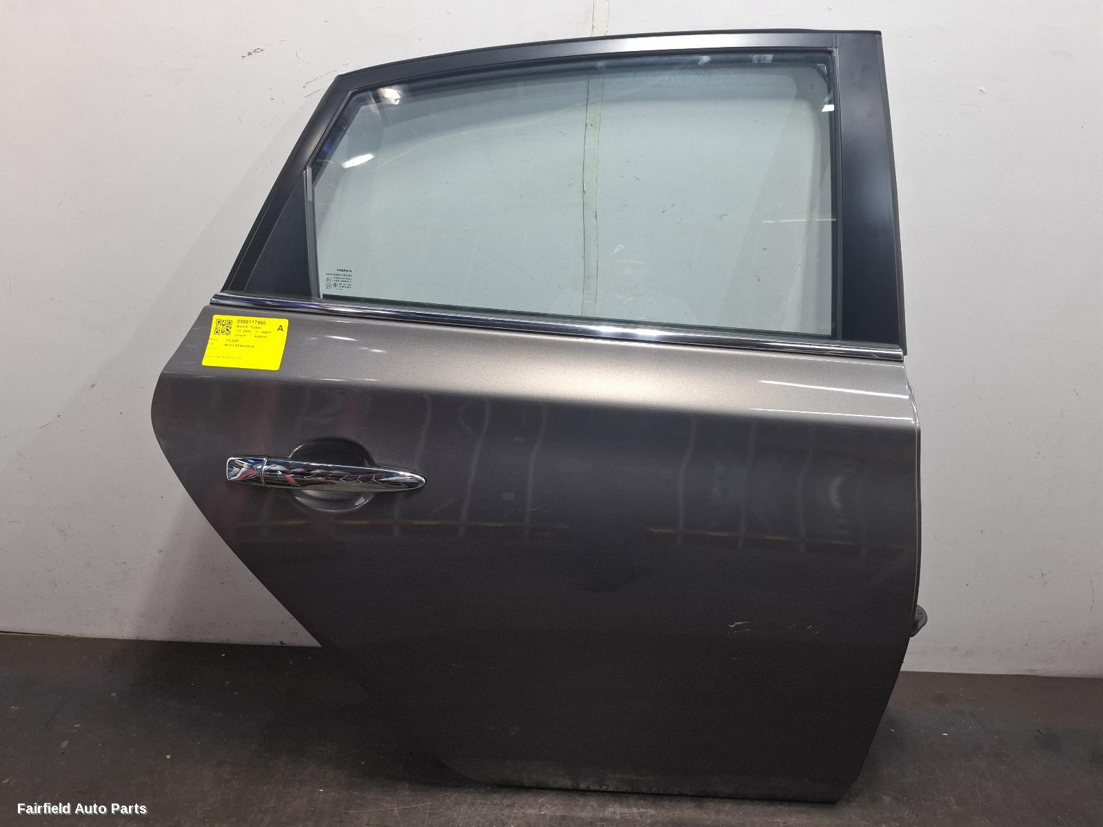 2012-2017 Nissan Pulsar Right Rear Door Sliding