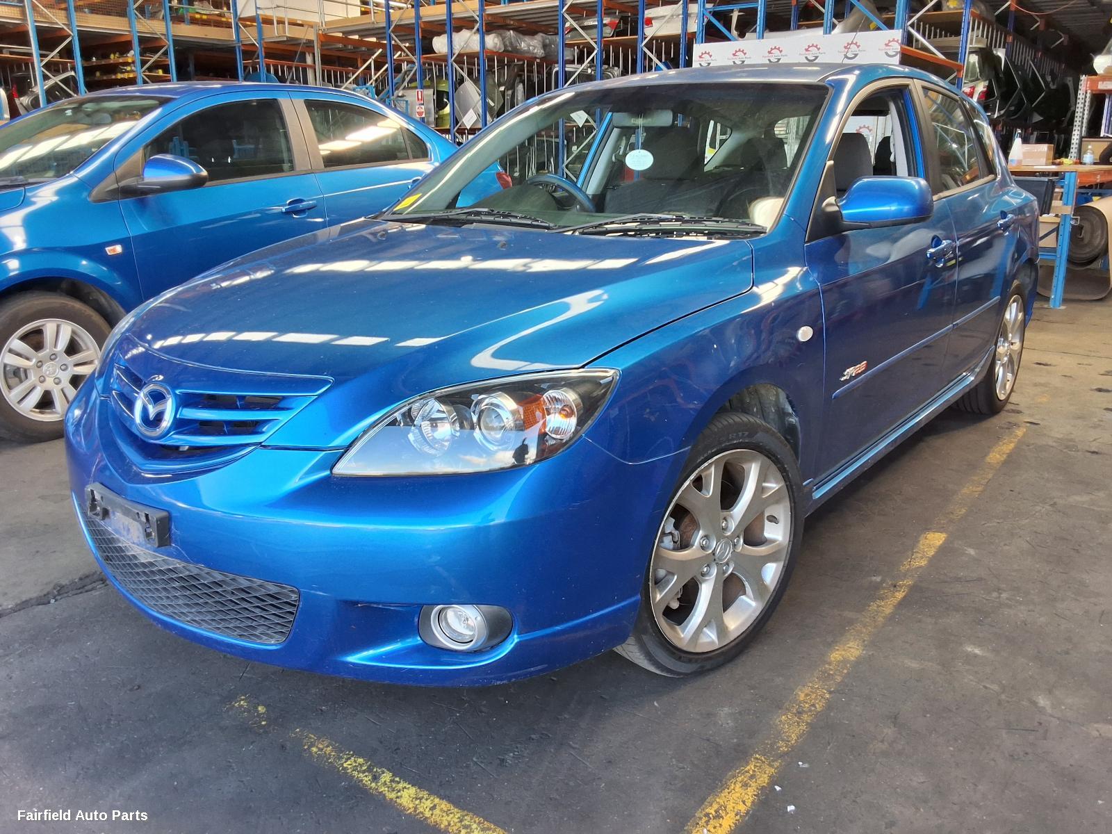 2003-2009 Mazda 3 Right Guard