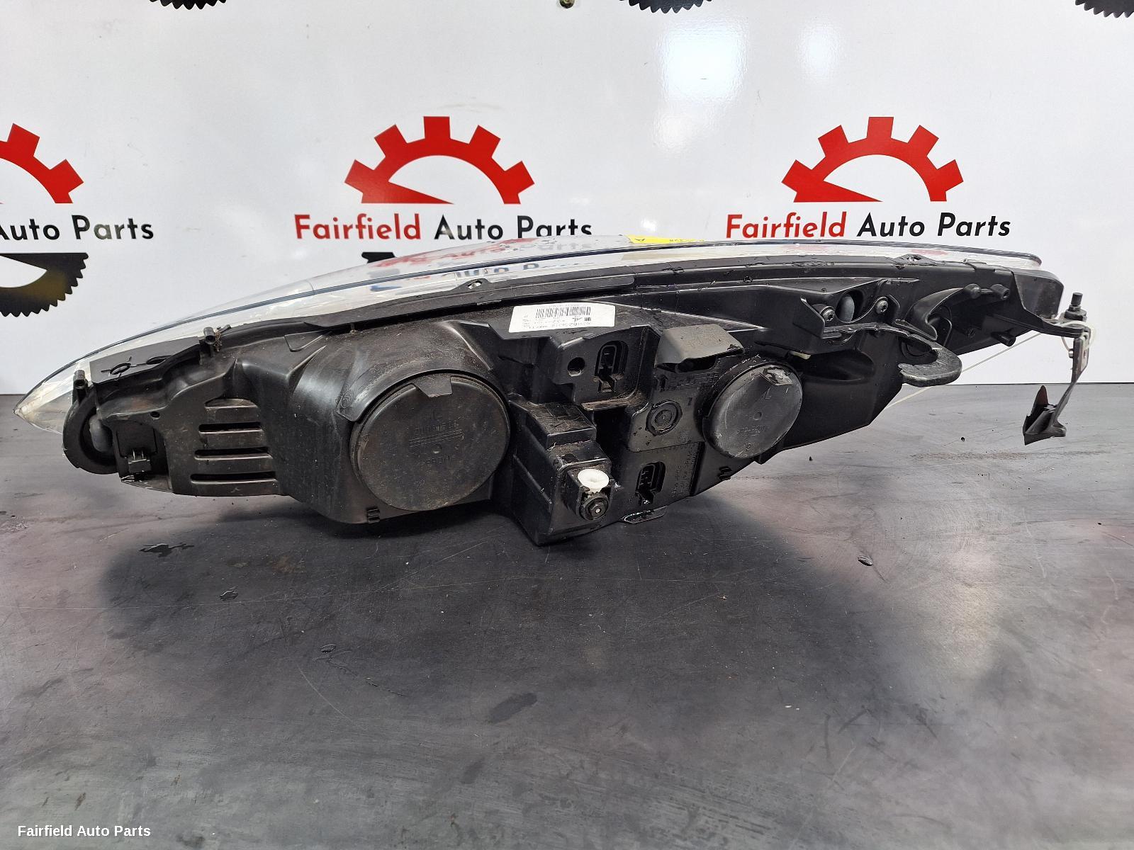 2007-2011 Peugeot 308 Right Headlamp