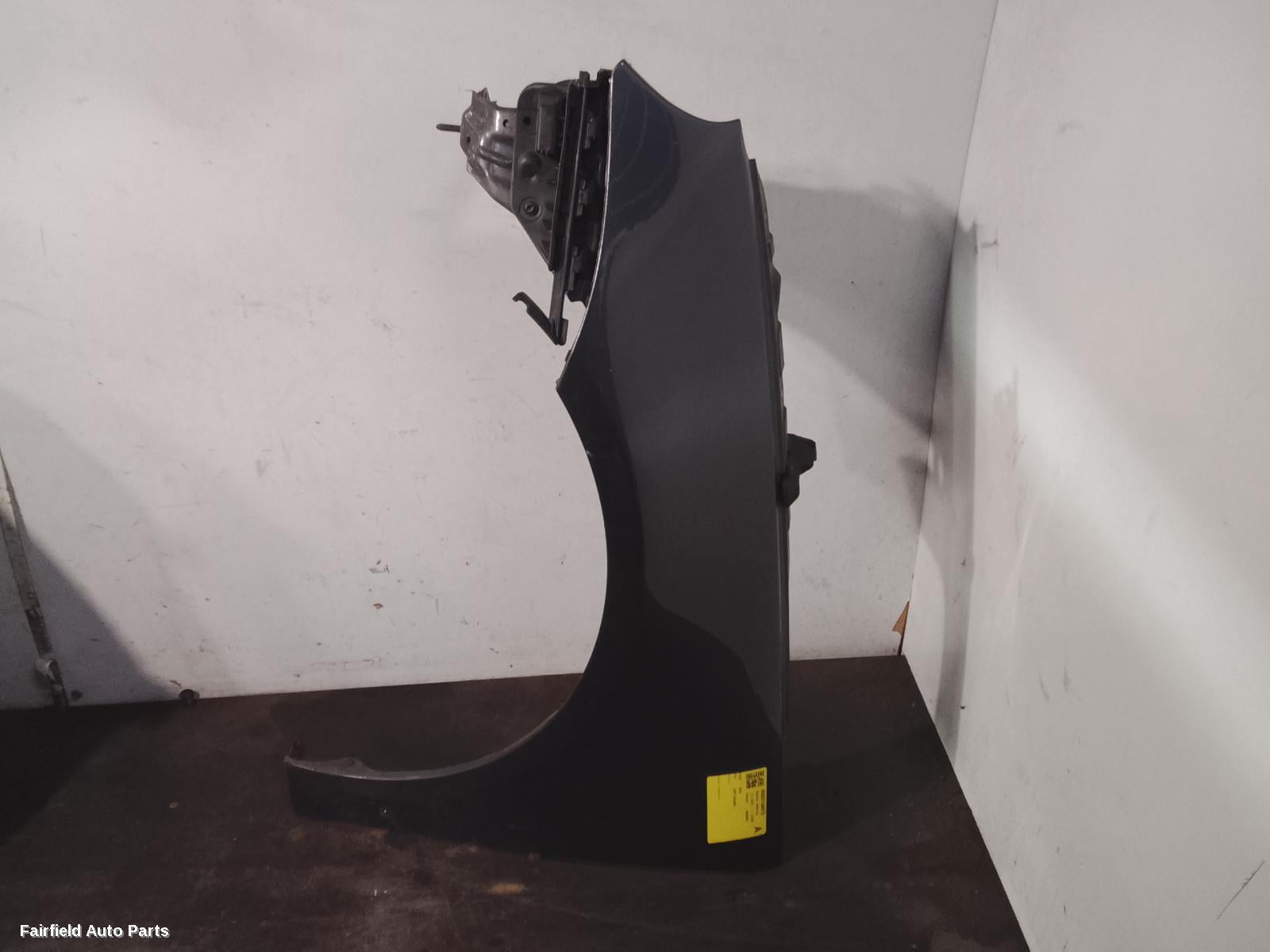 2007-2014 Volkswagen Eos Left Guard