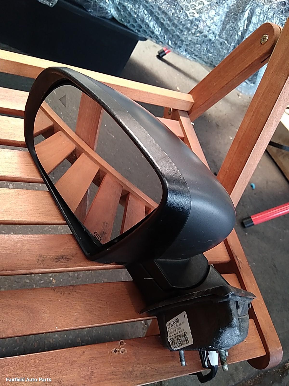 2014-2018 Jeep Cherokee Left Door Mirror