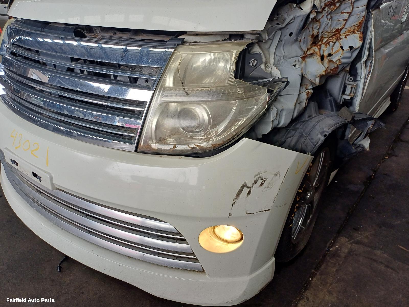 2002-2010 Nissan Elgrand Right Front Door