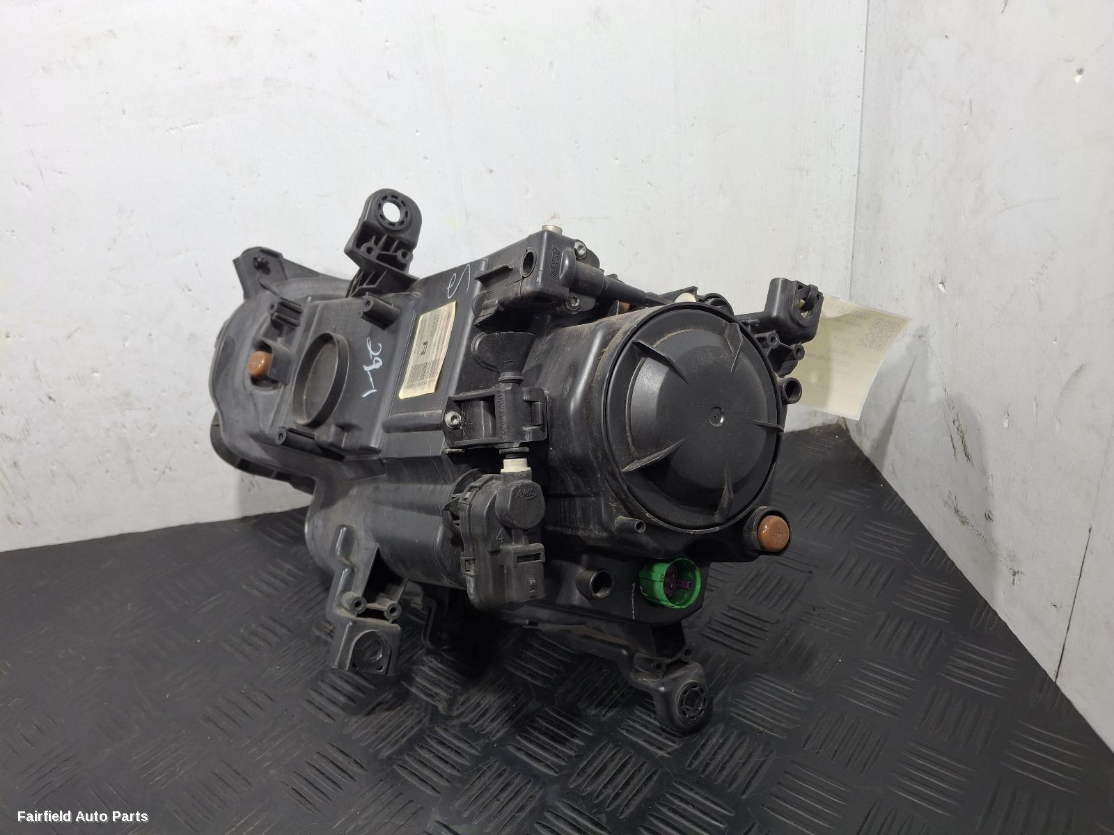 2014-2018 Jeep Cherokee Right Headlamp