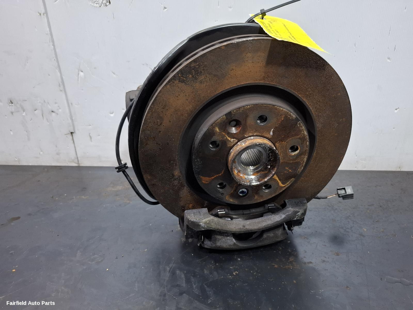 2013-2021 Nissan Qashqai Left Front Hub Assembly