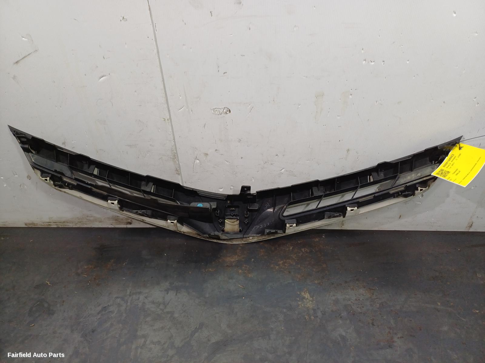 2005-2019 Toyota Estima Grille