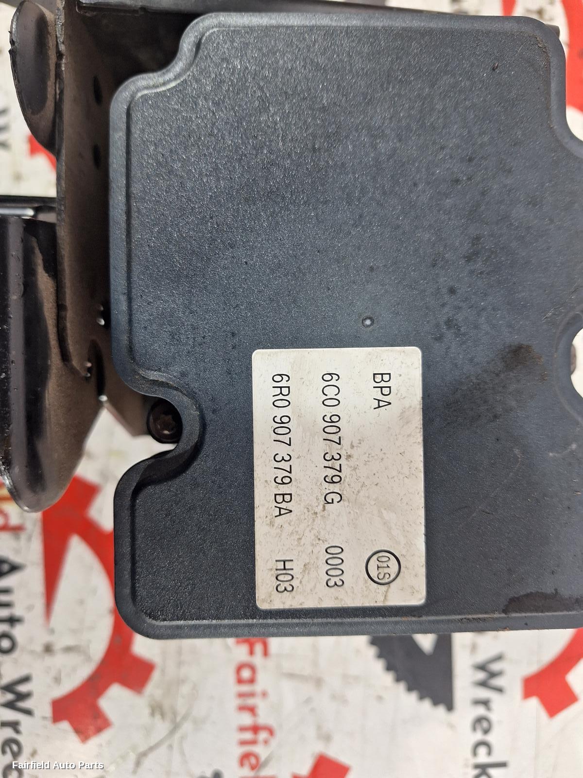 2014-2017 Volkswagen Polo Abs Pump Modulator