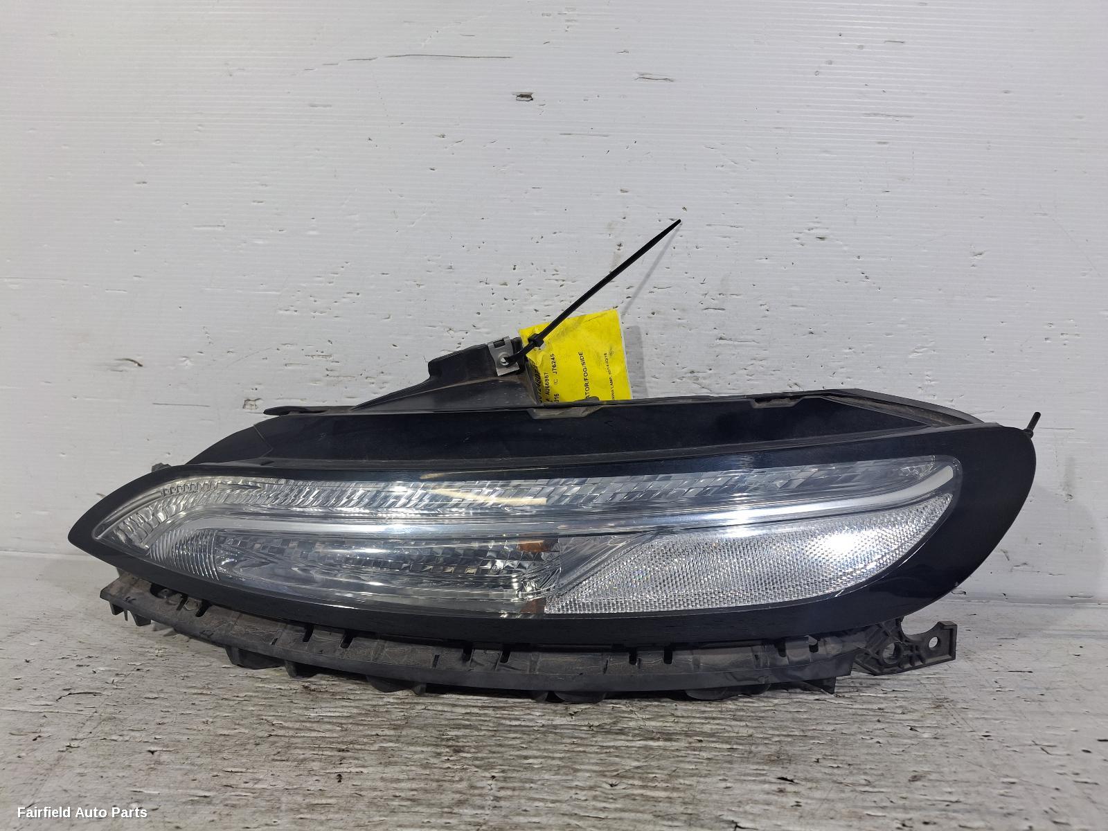 2014-2018 Jeep Cherokee Left Indicator Fog Side