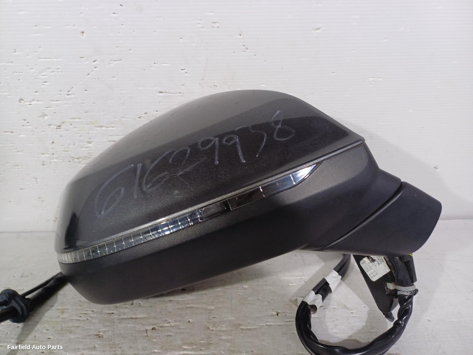 2017-2023 Audi Q5 Right Door Mirror