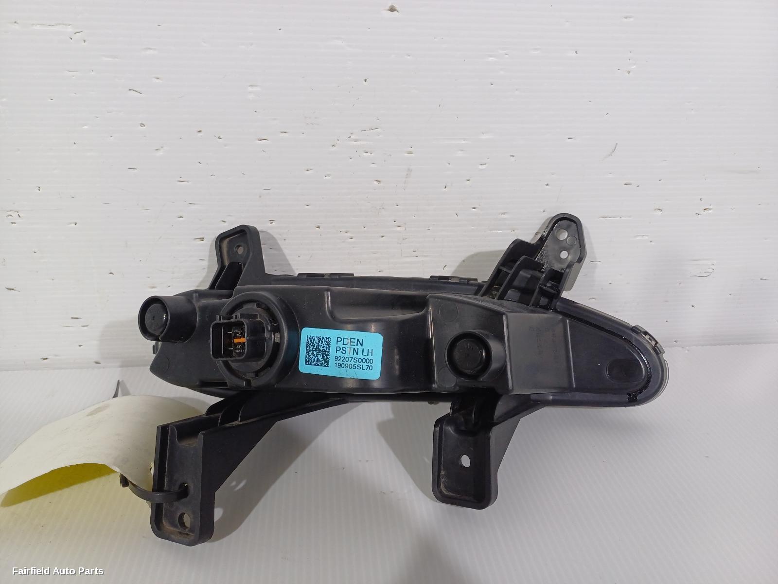 2017-2020 Hyundai I30 Left Indicator Fog Side