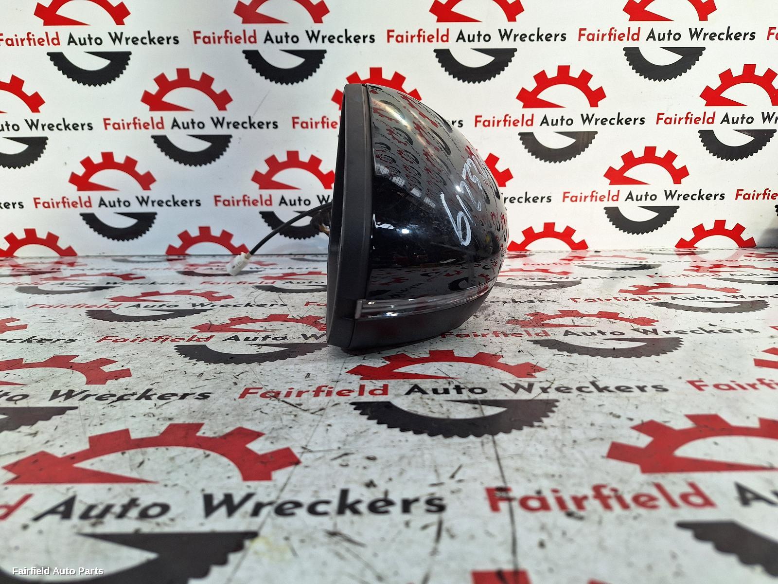 2018-2023 Mercedes A Class Right Door Mirror