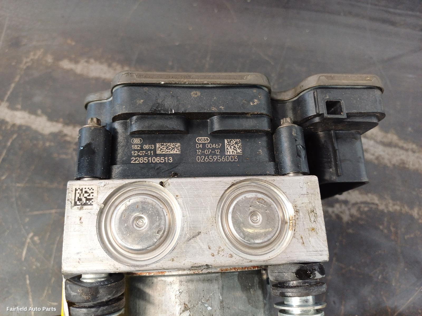 2011-2019 Mercedes B Class Abs Pump Modulator