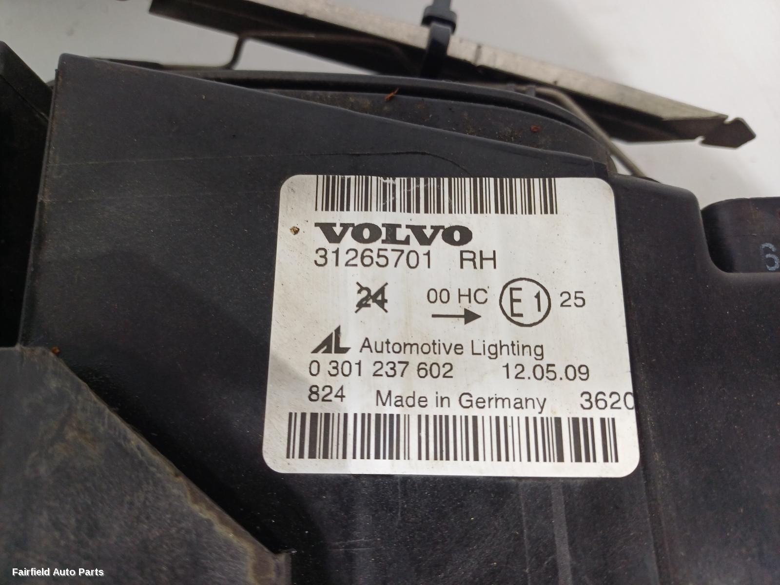 2007-2012 Volvo V50 Right Headlamp