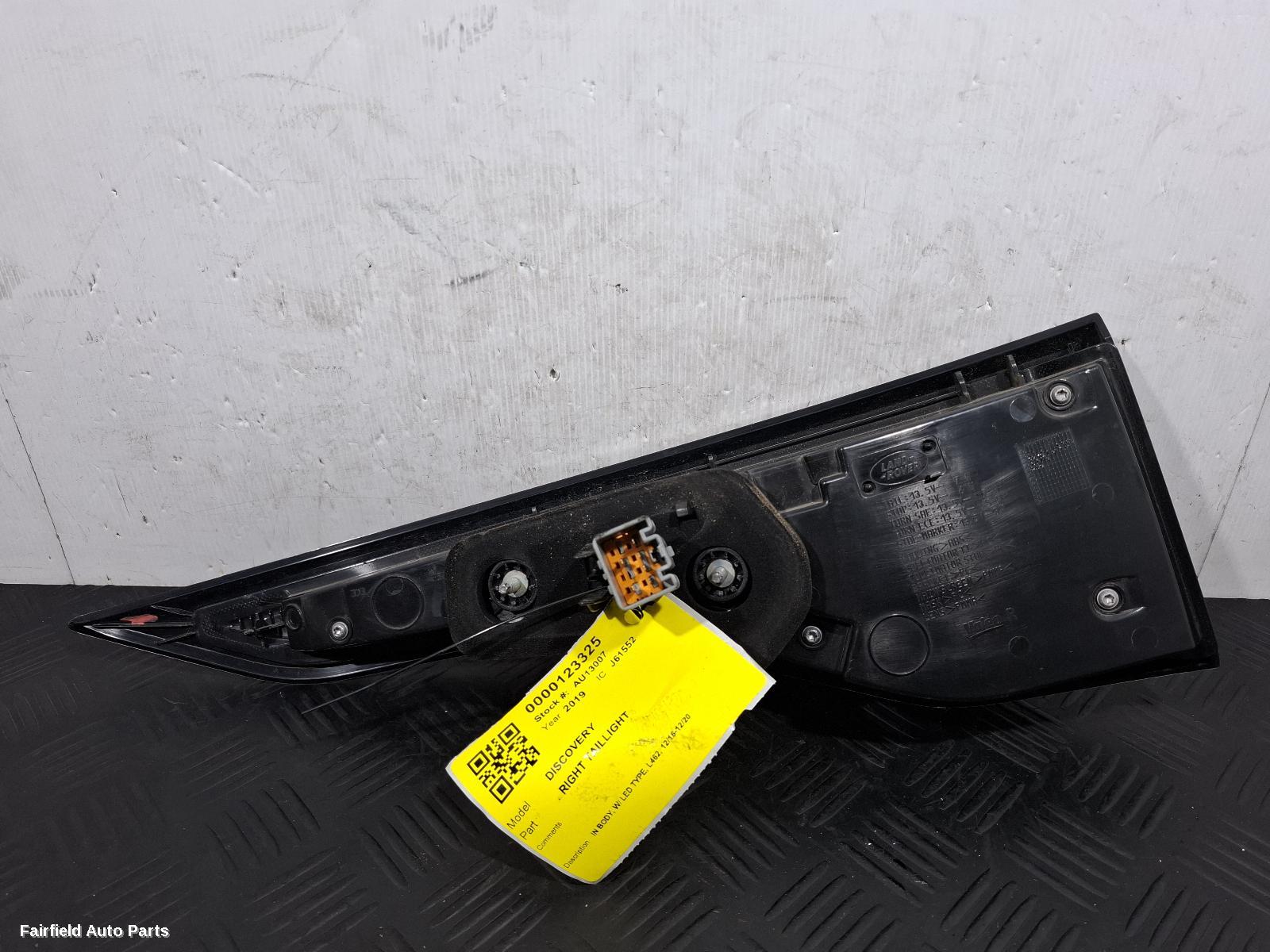 2016-2020 Land Rover Discovery Right Taillight