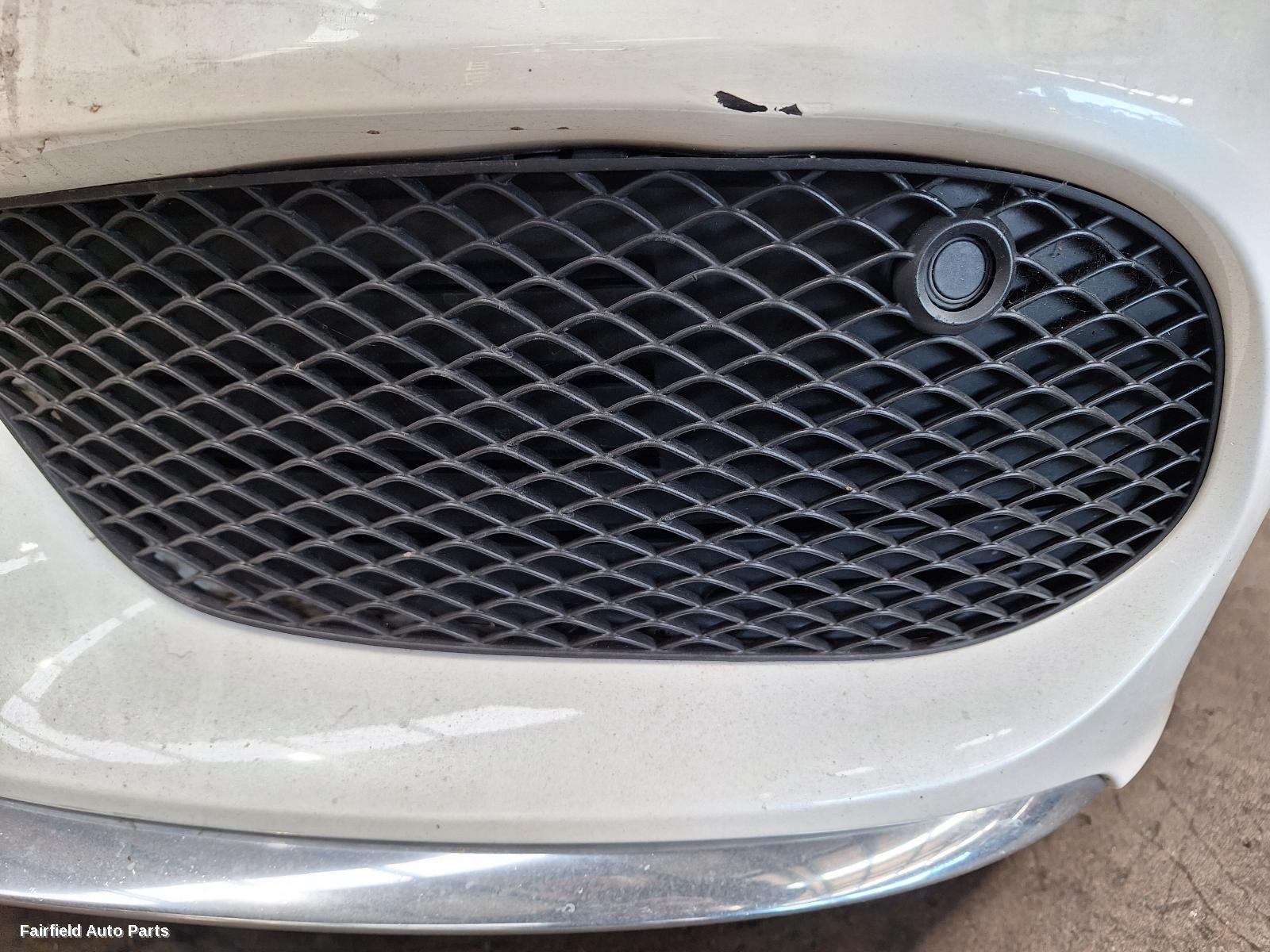 2016-2022 Mercedes C Class Grille