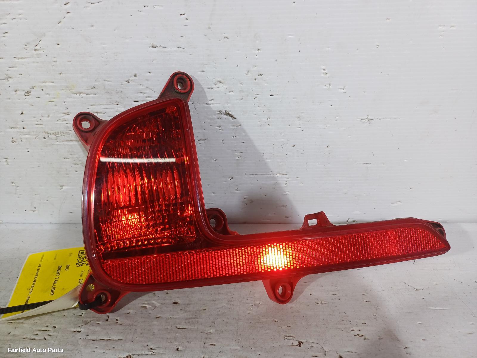 2015-2016 Kia Rio Right Taillight