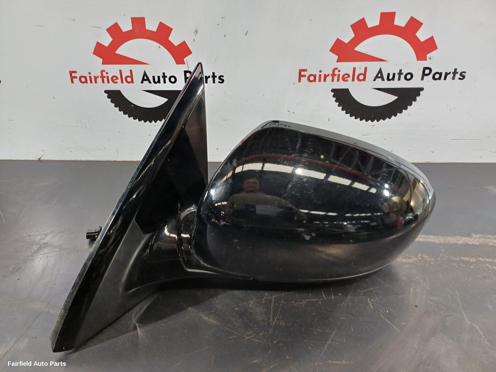 2013-2016 Nissan Pathfinder Left Door Mirror