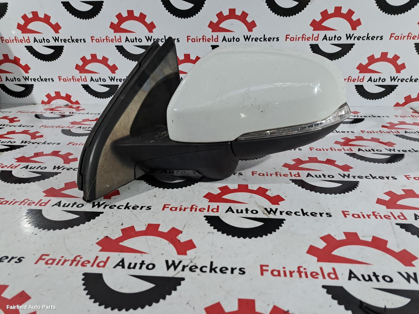 2010-2018 Volvo S60/v60 Left Door Mirror