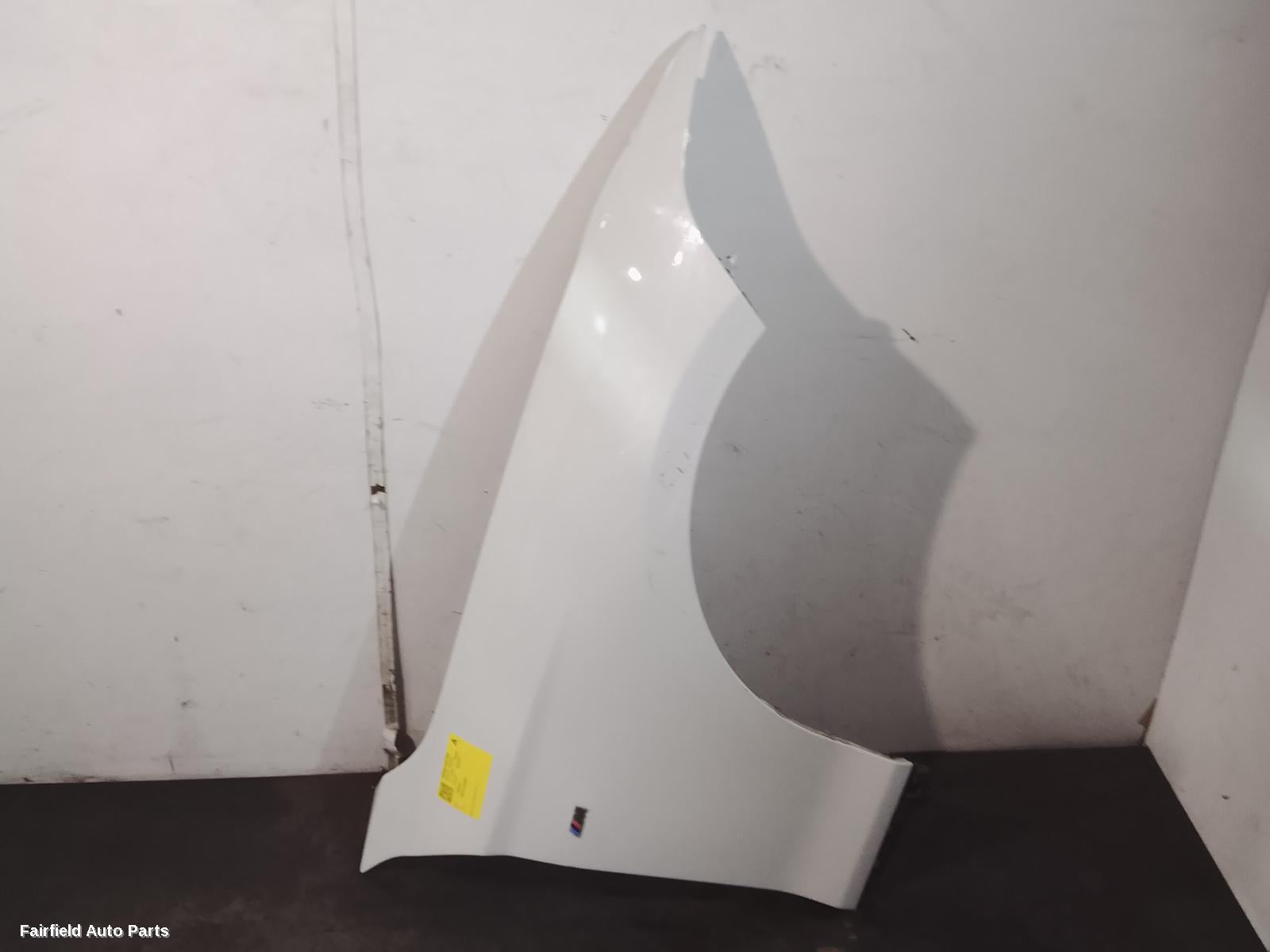 2011-2019 Bmw 1 Series Right Guard