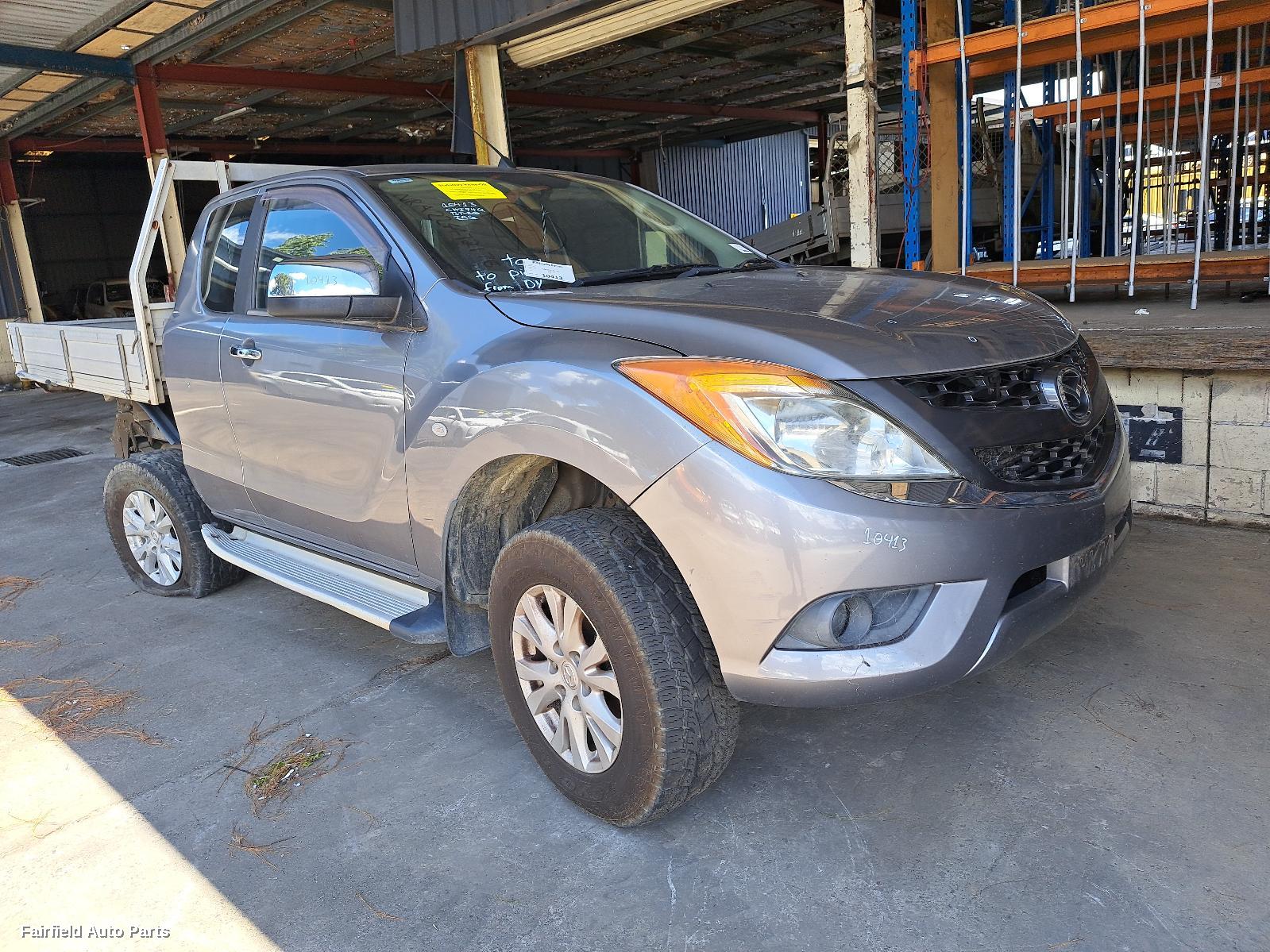 2011-2020 Mazda Bt50 Washer Bottle