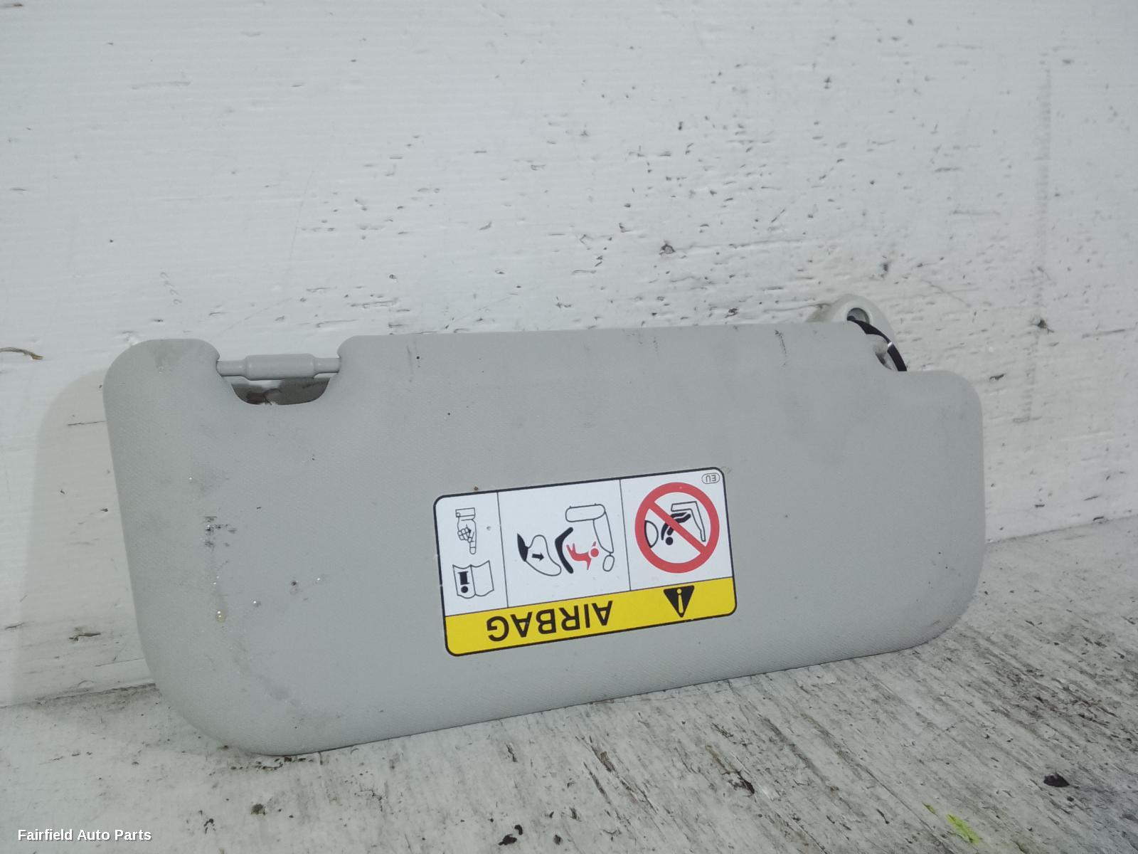 2018-2025 Toyota Rav4 Sunvisor
