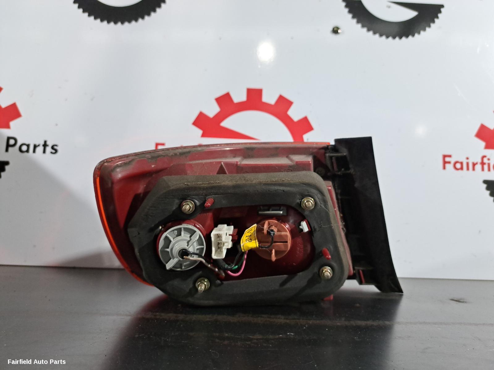2003-2006 Hyundai Elantra Right Taillight