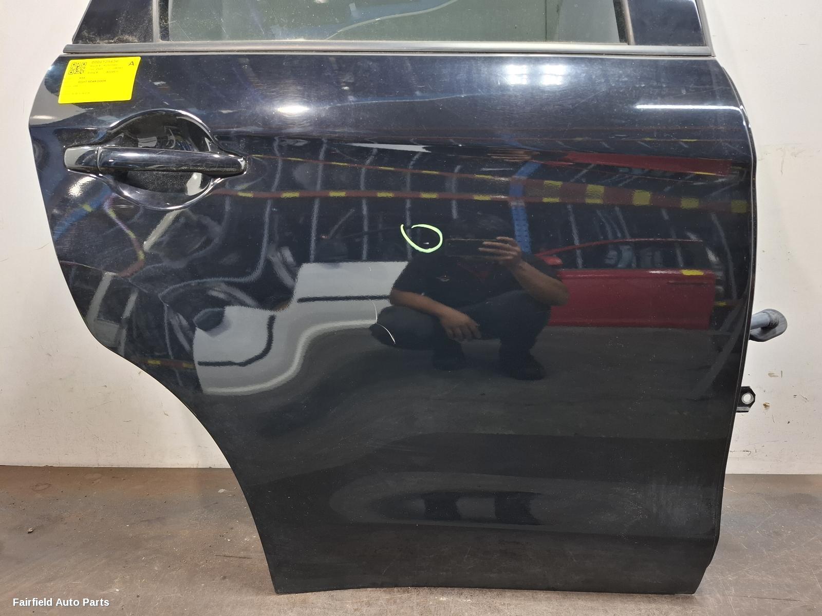 2018-2024 Mitsubishi Asx Right Rear Door Sliding