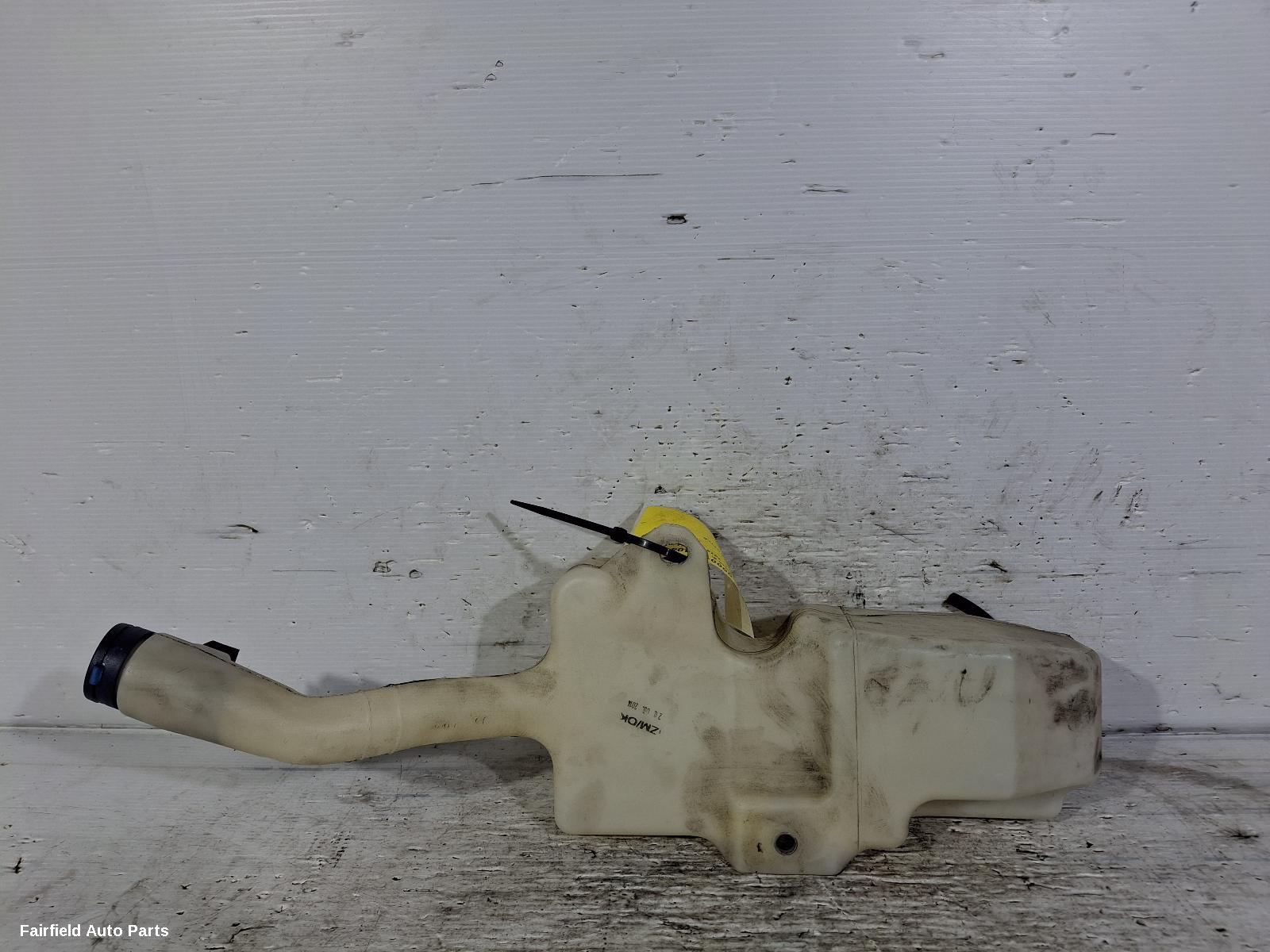2008-2024 Fiat 500 Washer Bottle