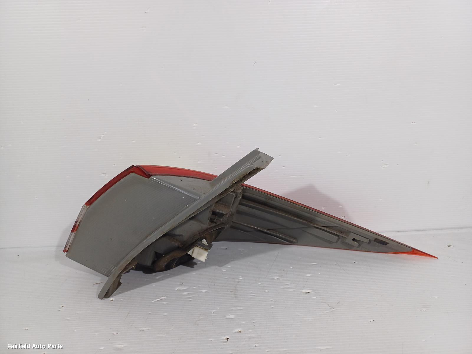 2006-2008 Toyota Tarago Left Taillight