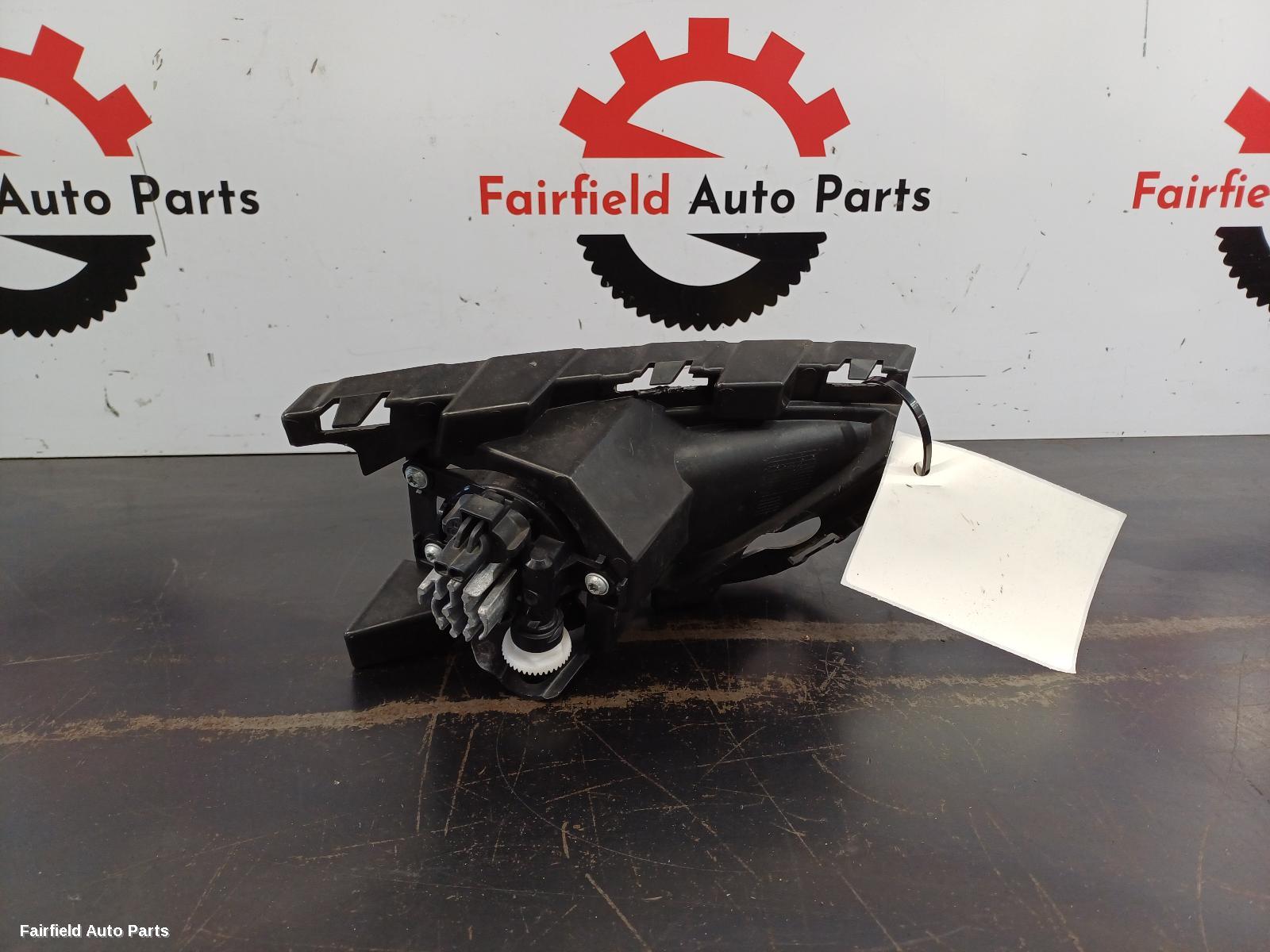 2018-2022 Volvo Xc40 Left Indicator Fog Side