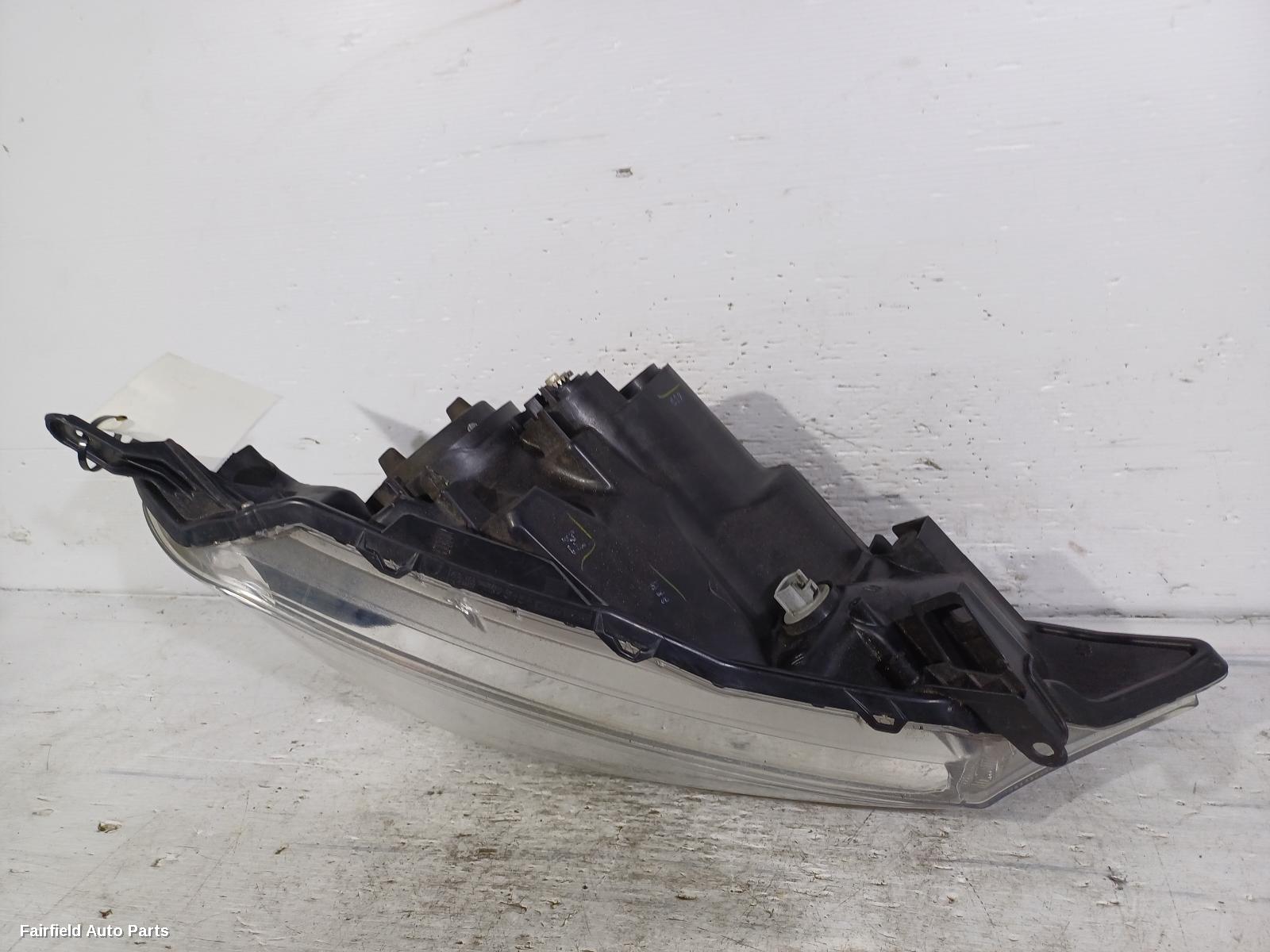 2011-2014 Toyota Yaris Right Headlamp