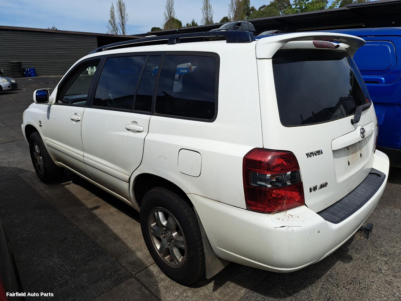 2001-2007 Toyota Kluger Left Front Door