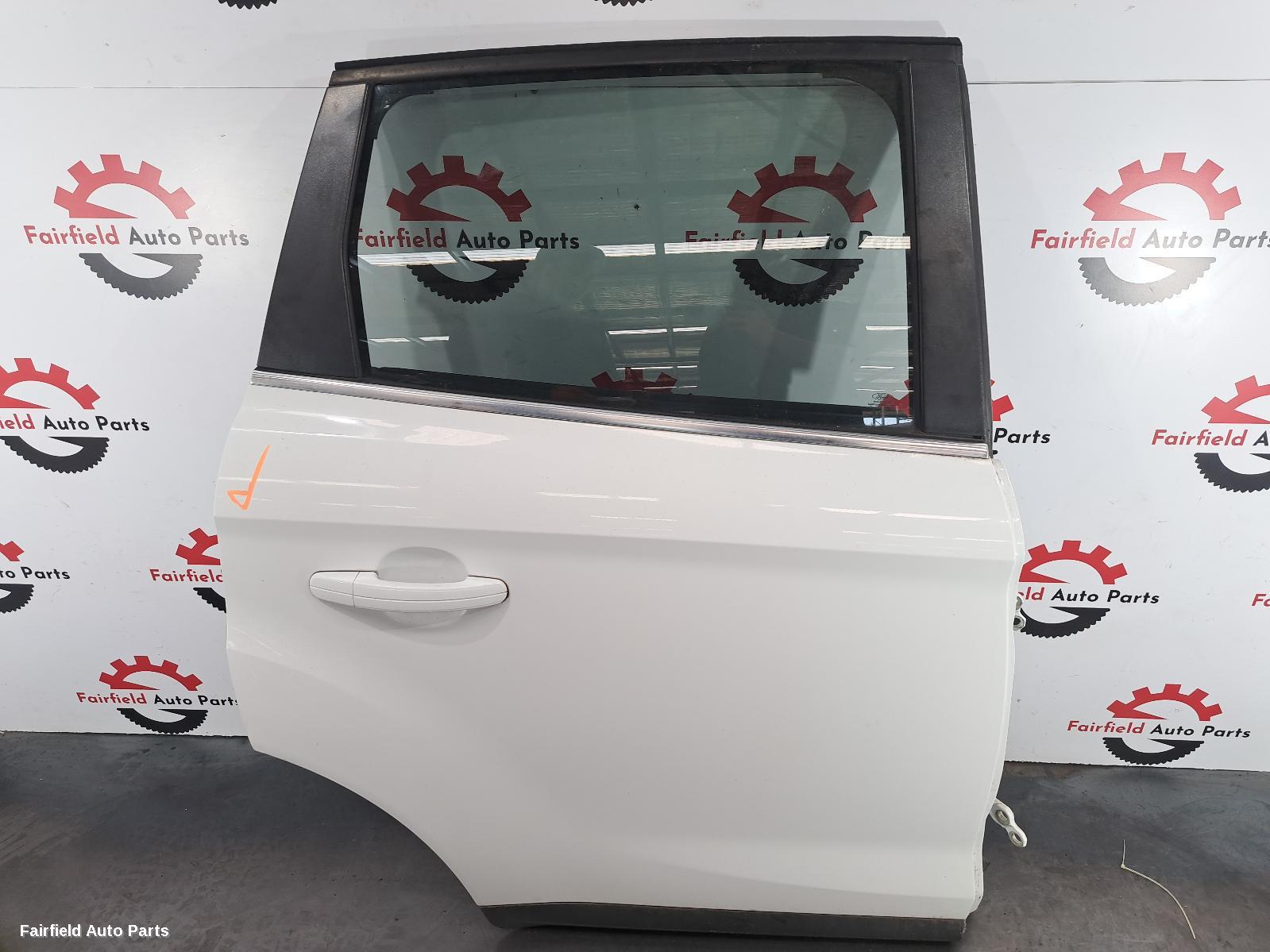 2011-2012 Ford Kuga Right Rear Door Sliding