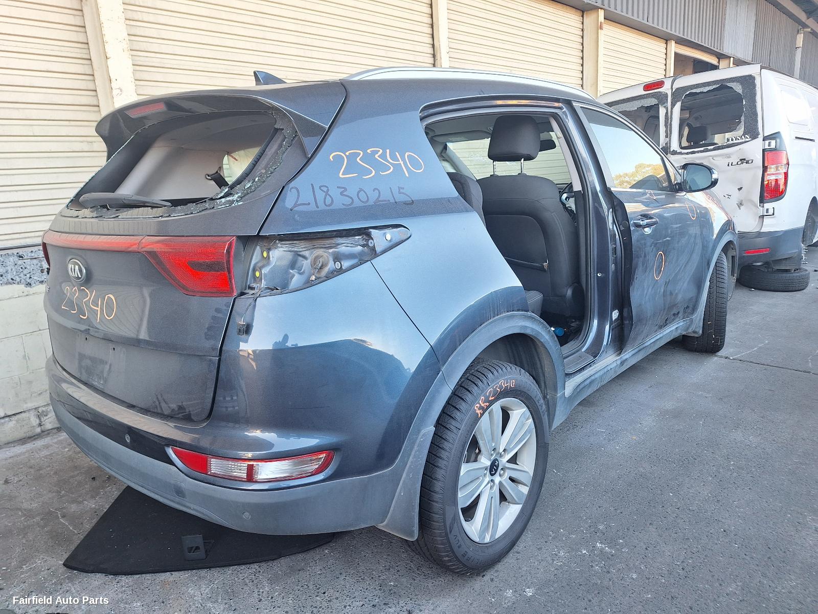 2015-2018 Kia Sportage Right Indicator Fog Side