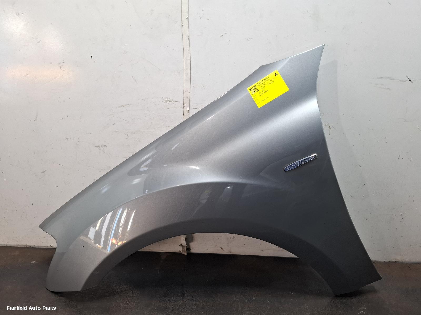 2005-2011 Mercedes M Class Left Guard
