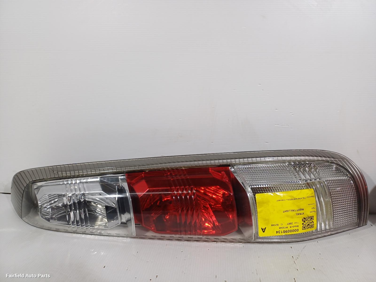 2003-2007 Nissan Xtrail Right Taillight