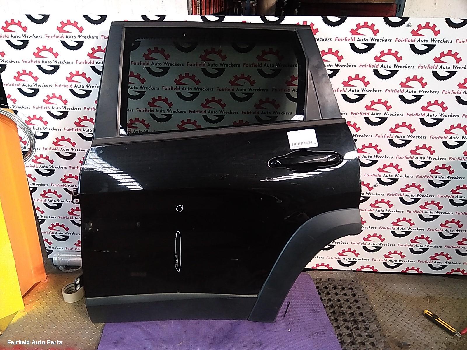 2014-2021 Jeep Cherokee Left Rear Door Sliding