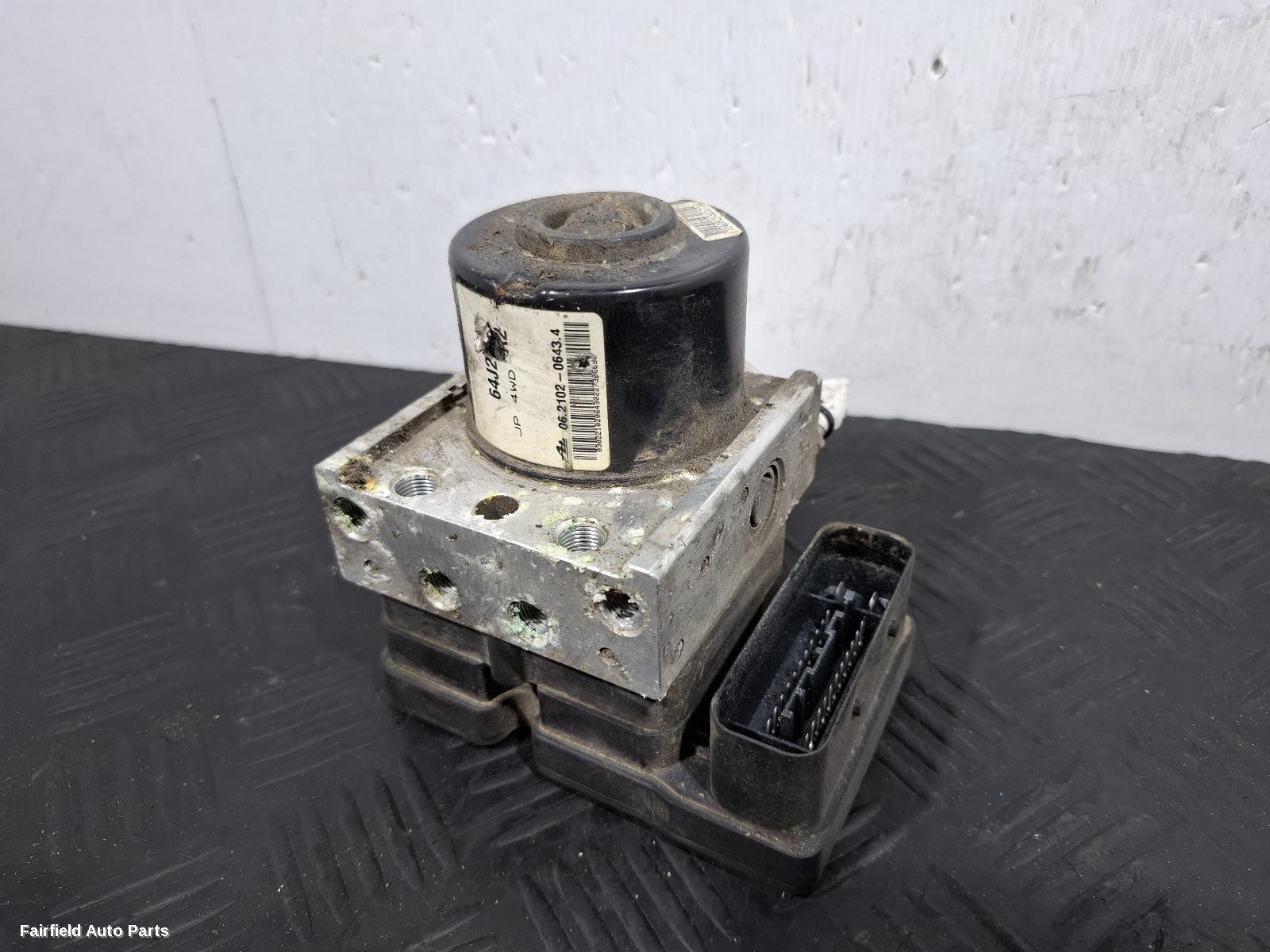 2005-2008 Suzuki Vitara Abs Pump Modulator