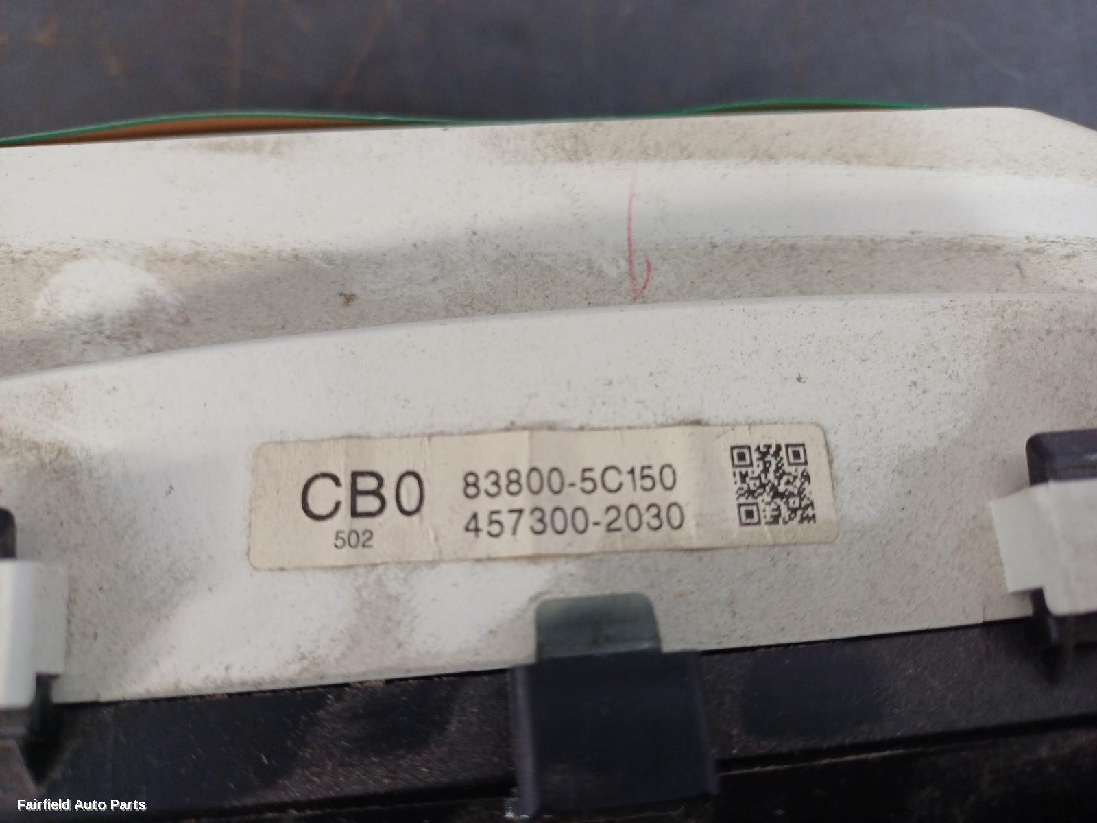 2002-2005 Toyota Echo Instrument Cluster
